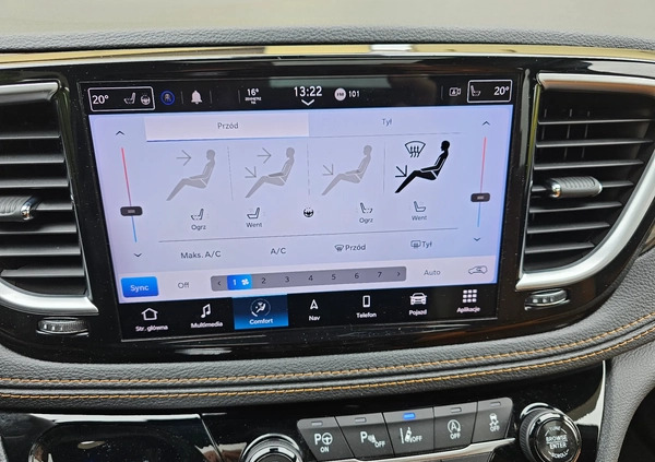 Chrysler Pacifica cena 311067 przebieg: 18126, rok produkcji 2022 z Sulejówek małe 466